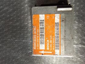 SEGUNDA MANO WEB 004 820 18 10 (08) - CENTRALITA AIRBAG MERCEDES 004 820 18 10 (08)
